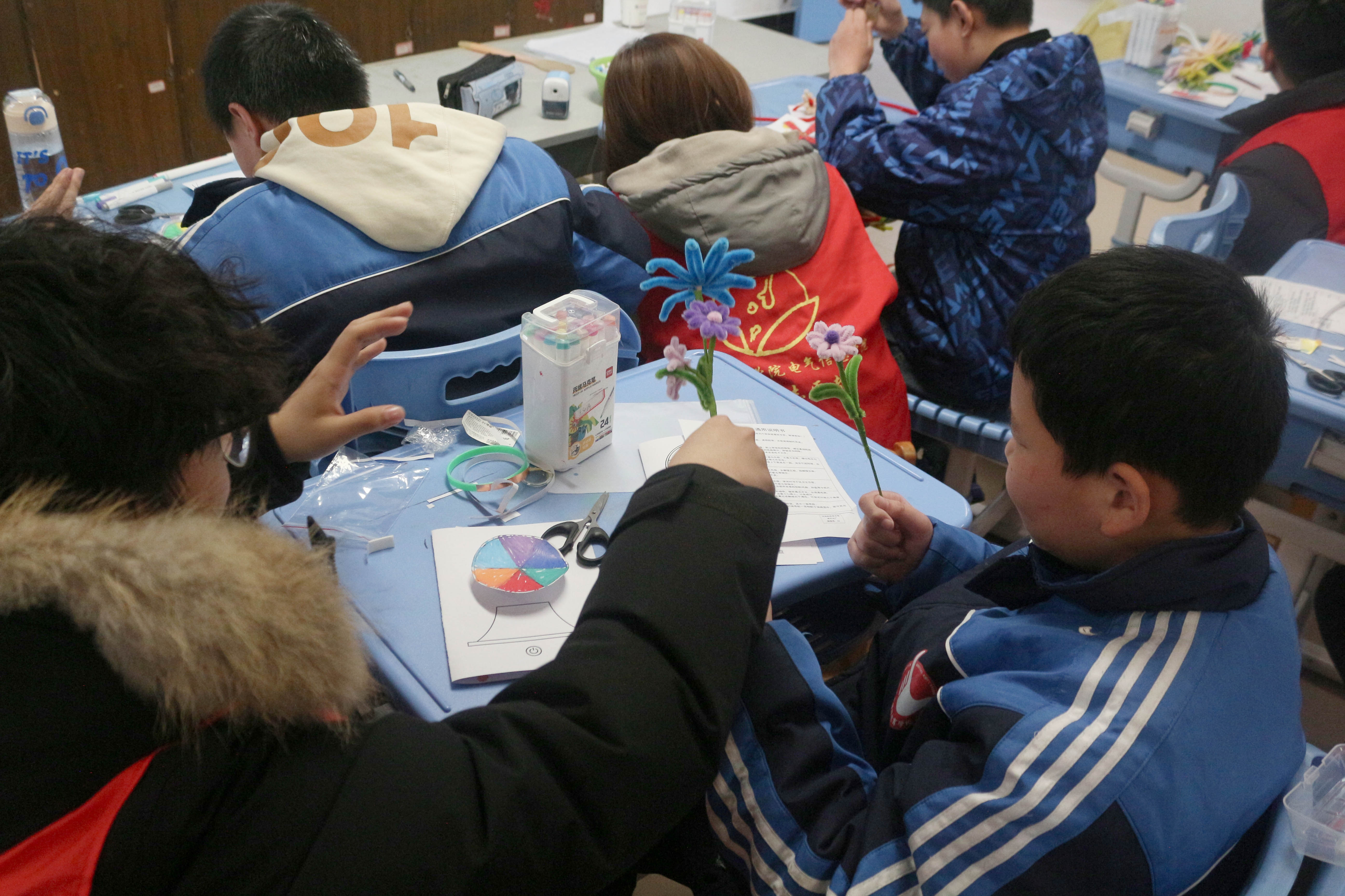 电映星河，逐光同行​——电气与信息工程学院走进特殊教育学校开展志愿服务活动