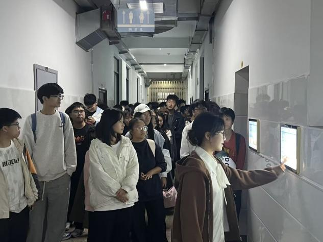 涵养优良学风，砥砺青春前行——我院组织大一新生参观学风长廊