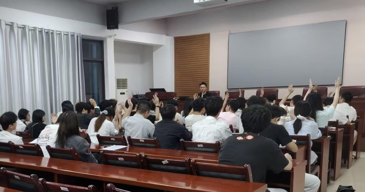 电气与信息工程学院召开防范电信网络诈骗专题教育会议
